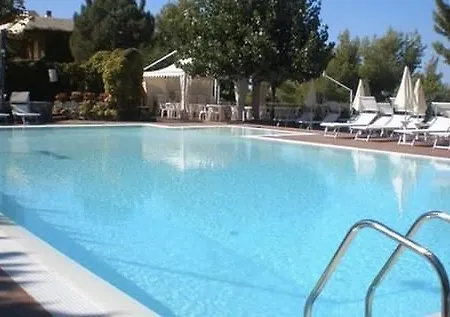 Fonteluna Apartmanhotel Centola