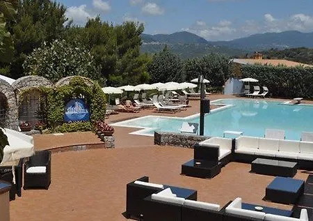 Fonteluna Apartmanhotel Centola