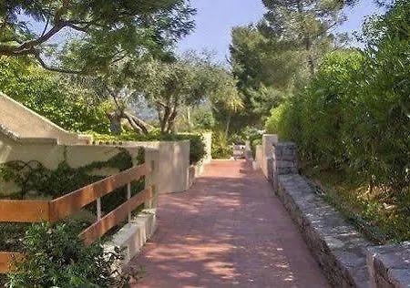 Fonteluna Aparthotel 3*